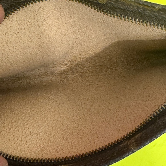 Louis Vuitton Brown Monogram Clutch - Picture 6 of 13